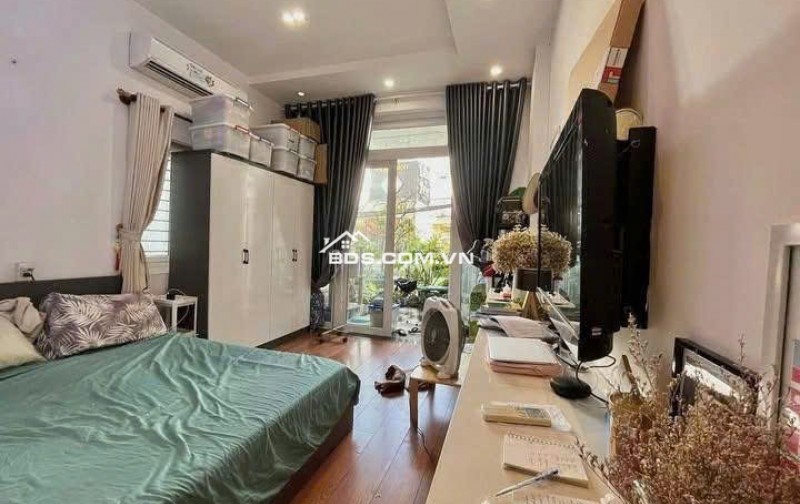 Chung cư Sky Center, Phổ Quang, P2, TB: Officetel, Nội thất mới, 11tr5/th.