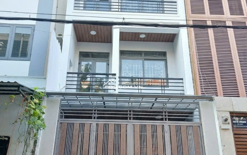 Nhà 3 lầu đường số 23 khu Bình Phú 1 P11 Q6 (4,5x22) chỉ 13,5 tỷ