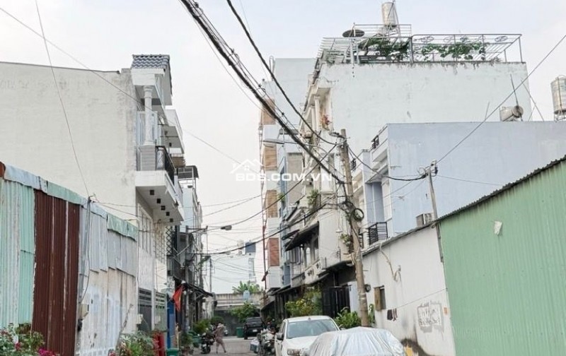 Nhà đẹp KDC Trung Nhân Q12 – 4 tầng BTCT – xe hơi – giá 5.x tỷ