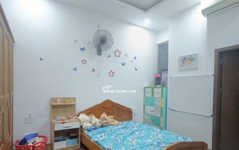 CHO THUÊ 3 TẦNG ĐƯỜNG HÓI KIỂNG-NAM HOÀ XUÂN- NGŨ HÀNH SƠN_15tr