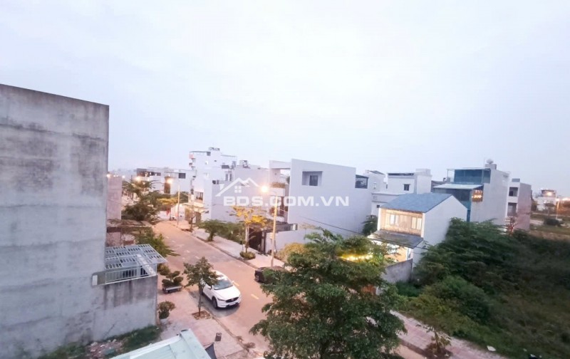 CHO THUÊ 3 TẦNG ĐƯỜNG HÓI KIỂNG-NAM HOÀ XUÂN- NGŨ HÀNH SƠN_15tr