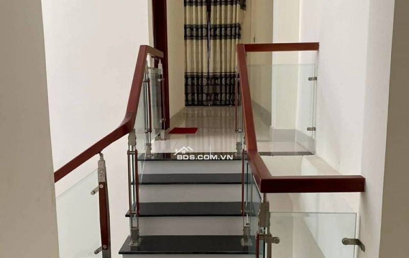 CHO THUÊ NHÀ 3 TẦNG MỸ ĐA ĐÔNG – MỸ AN - NGŨ HÀNH SƠN – 22TR/THÁNG