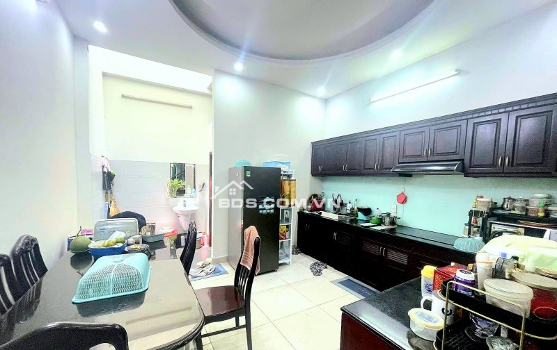 Khu phân lô đường 8m, Nguyễn Văn Lượng, 60m², 3 tầng, 10tyr 3