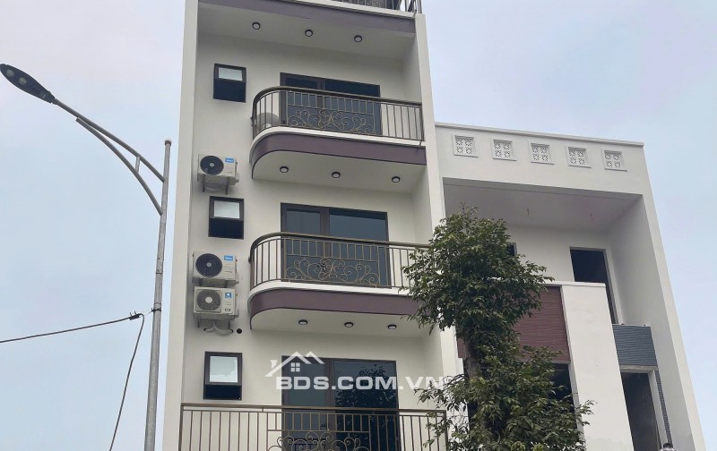 Bán gấp lô 86m2 sẵn sổ đỏ 2 mặt tiền giá đầu tư, đất đô thị trung tâm TT Lương Sơn (BP sang sổ)