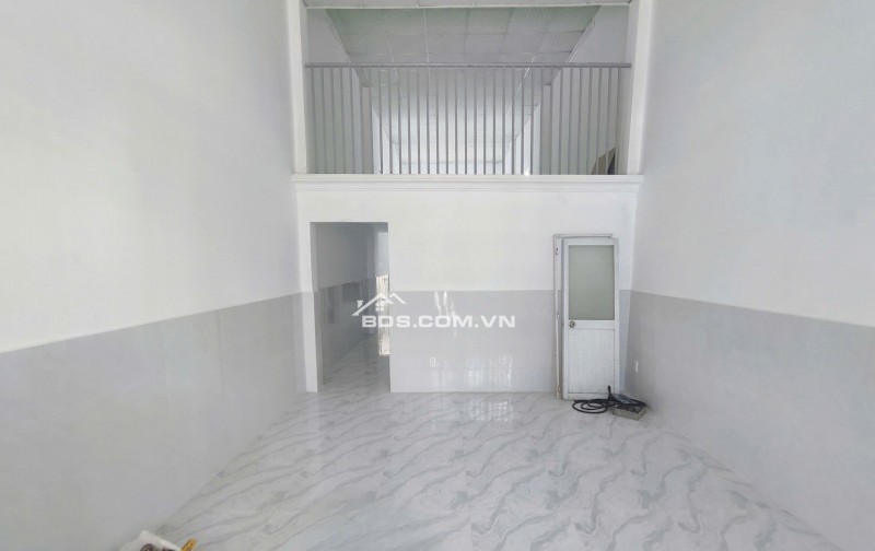 CẦN BÁN 76M2 NHÀ CÓ GÁC HẺM XE TANK GẦN TRƯỜNG ĐH PHẠM NGỌC THẠCH