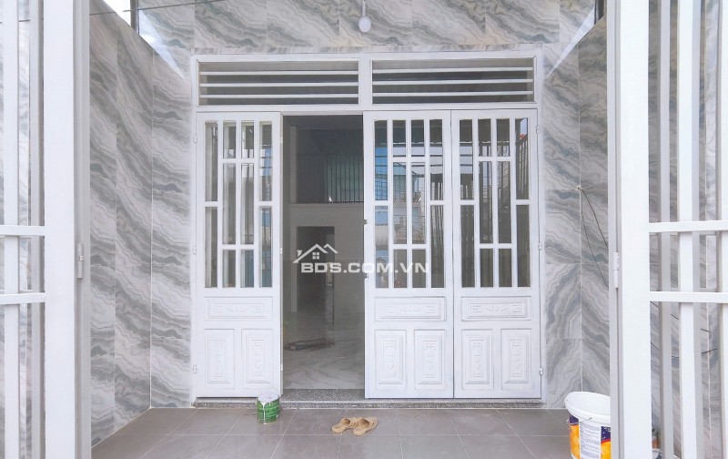 CẦN BÁN 76M2 NHÀ CÓ GÁC HẺM XE TANK GẦN TRƯỜNG ĐH PHẠM NGỌC THẠCH