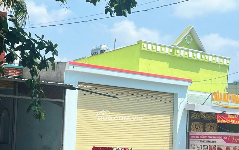 CẦN BÁN 132M2 NHÀ CẤP 4 MT ĐƯỜNG HƯƠNG LỘ 11