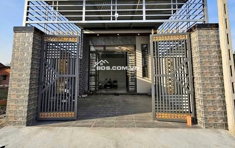 CHÚ 7 BÁN GẤP NHÀ TX- TRẢNG BÀNG – GIÁ 650 TRIỆU 114m2 SHR