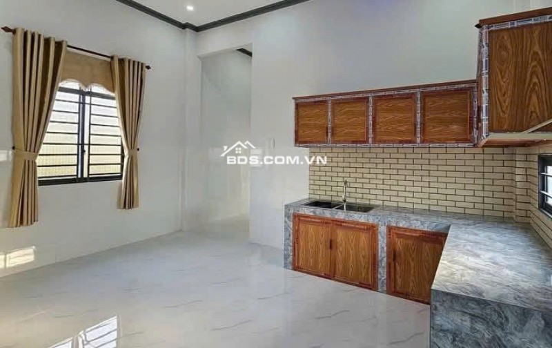 CHÚ 7 BÁN GẤP NHÀ TX- TRẢNG BÀNG – GIÁ 650 TRIỆU 114m2 SHR