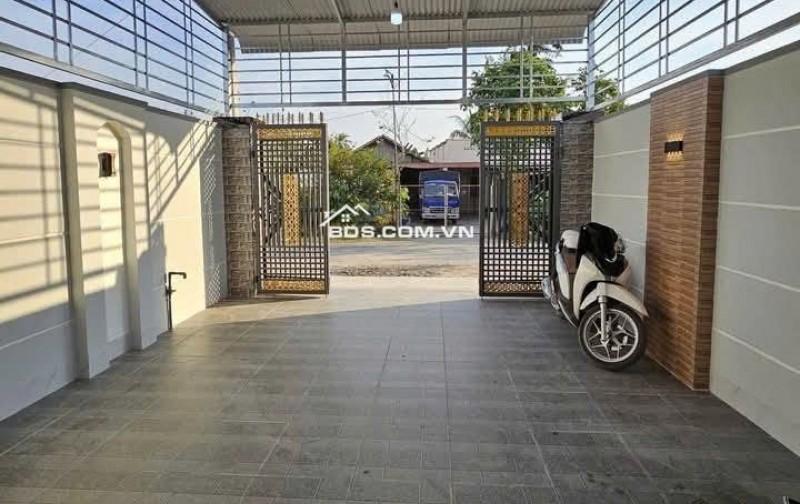 CHÚ 7 BÁN GẤP NHÀ TX- TRẢNG BÀNG – GIÁ 650 TRIỆU 114m2 SHR