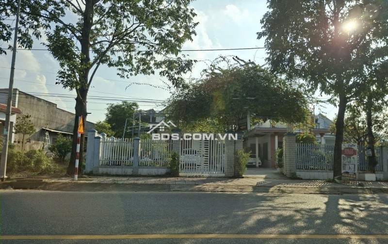 Chính chủ cần bán gấp nhà mặt tiền đường ĐT 720 ( Quốc lộ 55 cũ) tại xã Suối Kiết, huyện Tánh Linh, tỉnh Bình Thuận ( nay là Tỉnh Lâm Đồng)