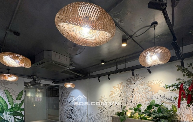 Cho thuê mặt bằng 8m mặt tiền Nguyễn Thị Minh Khai giá chỉ 65tr/tháng