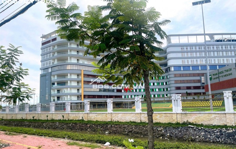 CẦN BÁN 500M2 NHÀ BIỆT THỰ 3 TẤM MT ĐƯỜNG NGUYỄN CỮU PHÚ