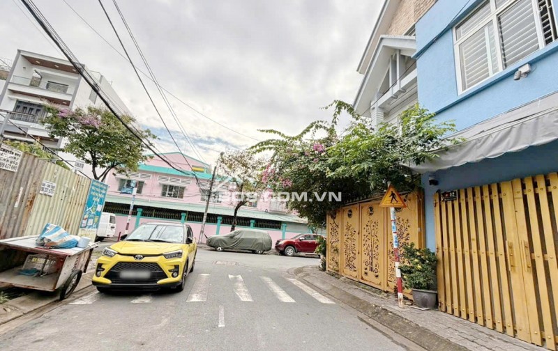 Nhà phố Mặt Tiền kinh doanh khu Cư Xá Ngân Hàng. Quận 7