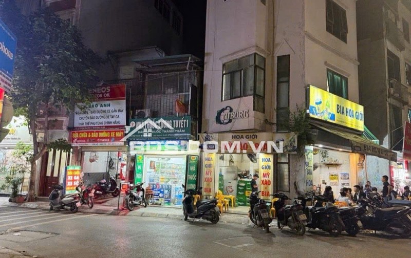 Mặt ngõ Quỳnh – ô tô đỗ cửa – lô góc – kinh doanh – sổ 28m², từ tầng 2 ~40m² – trung tâm Hai Bà Trưng – giá chỉ 8 tỷ