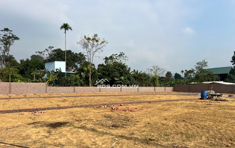  ĐÓN SÓNG ĐƯỜNG LIÊN KẾT VÙNG - TÂM ĐIỂM KHU NGHỈ DƯỠNG   SỞ HỮU ĐẤT KIM BÔI CHỈ TỪ 400TR 