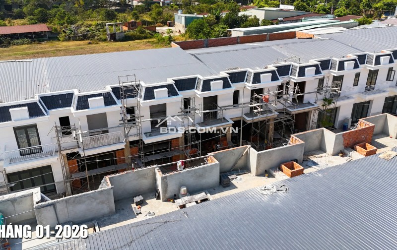 SỬ DỤNG  SỔ HỒNG RIÊNG VỚI 799 TRIỆU - NHÀ PHỐ COMPOUND 150m² - MẶT TIỀN ĐẠI LỘ HÙNG VƯƠNG