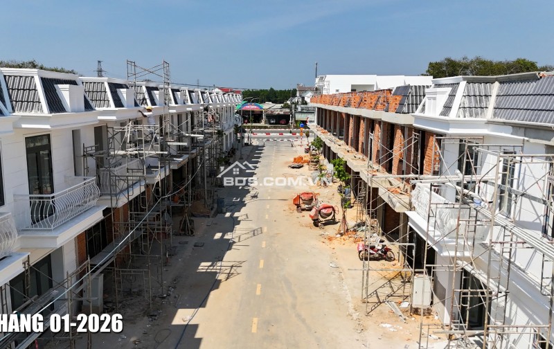 2,5 tỷ sở hữu nhà phố TP.HCM sổ riêng – Mặt tiền đại lộ, khu compound khép kín 2,5 TỶ – BẠN CHỌN GÌ?