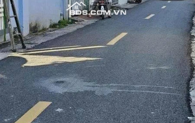 Thúy Lĩnh cách đường oto 10m rộng 100m2