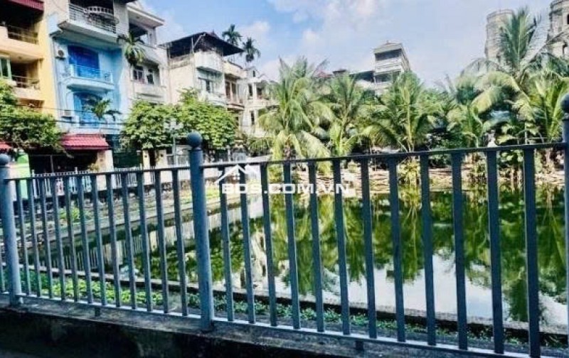 TỌA LẠC NGAY MẶT PHỐ GIÁP BÁT 100M2 4 TẦNG