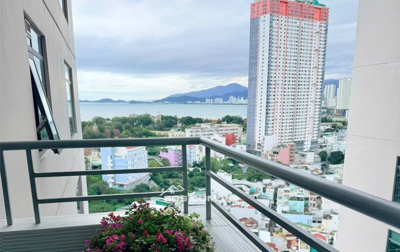 Bán căn hộ 2 phòng ngủ Mường Thanh Viễn triều - View xéo biển- giá chỉ hơn 2 tỷ