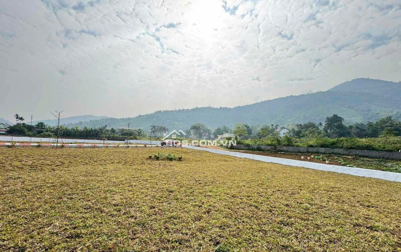 TÂM ĐIỂM NGHỈ DƯỠNG CƯ YÊN- SÁT KCN NHUẬN TRẠCH- LÔ GÓC 590M2