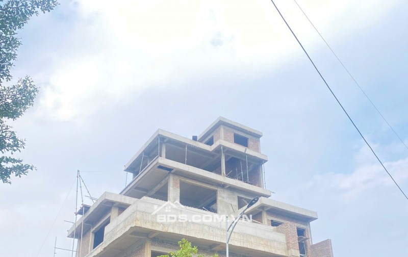 Bán gấp lô 86m2 sẵn sổ đỏ 2 mặt tiền giá đầu tư, đất đô thị trung tâm TT Lương Sơn (BP sang sổ)