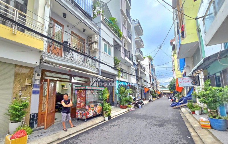 Nhà 3 tầng mặt tiền đường số 3 ngay chợ Tân Mỹ Q7 kinh doanh sầm uất