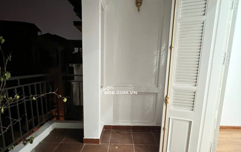 Bán nhà Quan Hoa – Cầu Giấy – 47m2 – lô góc – ngõ thông– 4 tầng – 4 ngủ- 14.2 tỷ