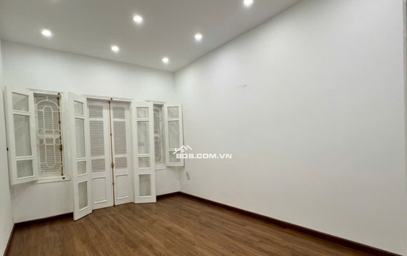 Bán nhà Quan Hoa – Cầu Giấy – 47m2 – lô góc – ngõ thông– 4 tầng – 4 ngủ- 14.2 tỷ