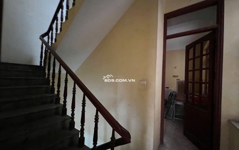 PHÚ DIỄN - MẶT NGÕ LÔ GÓC 3 MẶT THOÁNG, CÓ GARA ÔTÔ, KINH DOANH.