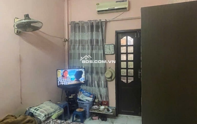 TRUNG TÂM BA ĐÌNH - MẶT PHỐ - VỈA HÈ - KINH DOANH TỐT - GIÁ HỢP LÝ - BAY NH