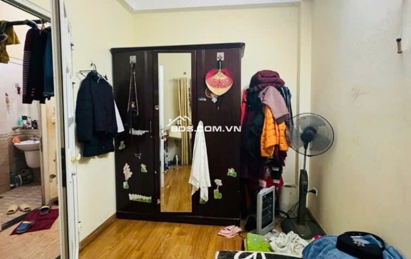 NHÀ ĐẸP CHẮC CHẮN CHỦ TỰ XÂY - KHÁCH MUA VỀ Ở NGAY - 20M RA MẶT PHỐ Ô TÔ TRÁNH - MẶT TIỀN RỘNG 2 MẶT THOÁNG