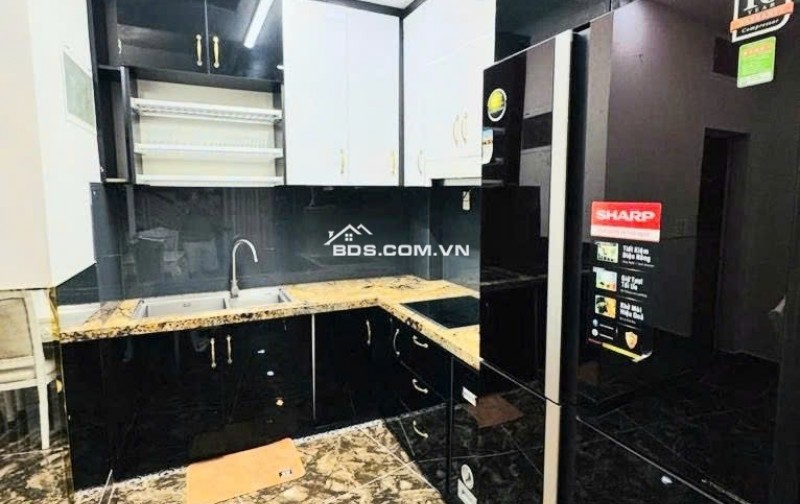 Bán nhà ngõ 10 Ni Sư Huỳnh Liên, Tân Bình: 46m2, 3 tầng, 4PN, 5,6 tỷ, sổ hồng trao tay, giá hời cho gia đình trẻ! 0943166831 - Thảo Nguyên nhà đẹp