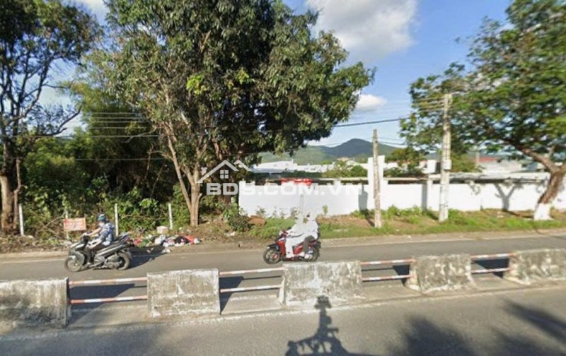 BÁN ĐẤT MT NGUYỄN TẤT THÀNH PHƯỚC ĐỒNG, NHA TRANG|1.997m² SKC,NGANG 33M NỞ HẬU 37M GIÁ 17TR/M