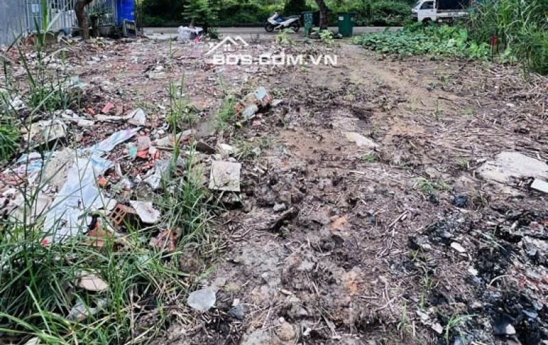 Bán đất hẻm 512 Nguyễn Văn Tạo, DT 80m2, Giá 3.2 tỷ