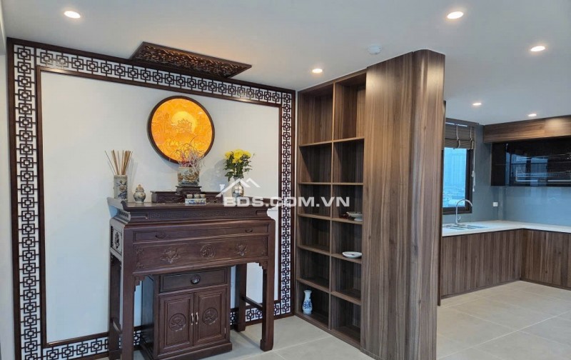 Giảm sốc-Toà Nhà Văn phòng – Nguyễn Khang – Cầu Giấy – 72m2- 9 tầng – Giá sốc 32 tỷ