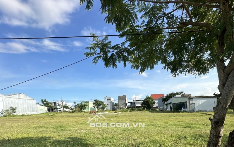 Bán đất KĐT số 9 khu chợ Điện Ngọc đã có sổ dt 147 m2 , giá cả thương lượng