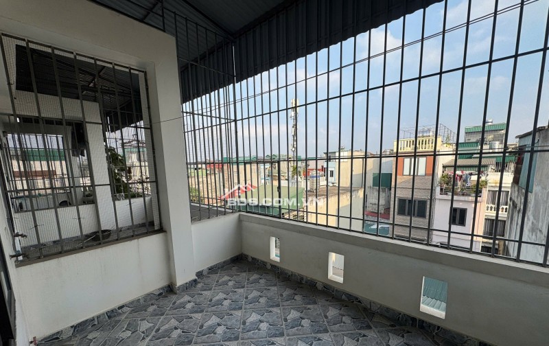 Bán nhà ngõ Đông Thiên, Vĩnh Hưng, Hoàng Mai, HN - 33m2, SĐ, 7.4 tỷ - 0911666522