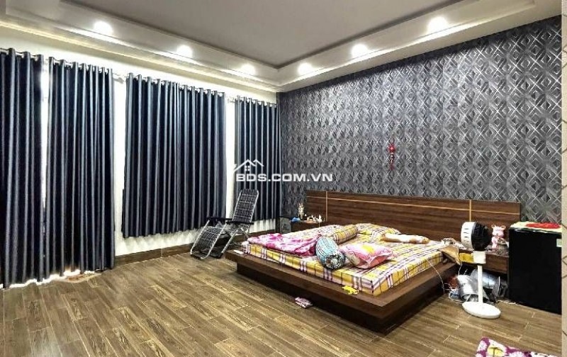 BÁN NHÀ ĐẸP 3 TẦNG AN LẠC SÁT KINH DƯƠNG VƯƠNG 98M2 NGANG KHỦNG 6M 4PN ÔTÔ ĐỖ CỬA NHIK7TỶ