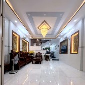 Emart Phan Huy Ích, HXH 90m², Ngang 5m, 4 tầng, 7 Tỷ 99