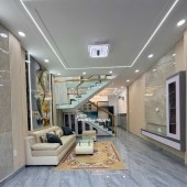 BÁN NHÀ 3 TẦNG TẠI LÊ VĂN KHƯƠNG, Q12 - 46M2 - NHỈNH 4TỶ5. LH: 0367800665.