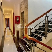 Bán CHDV hẻm 8m Quang Trung ngang 6.7m 134m2 6 lầu 21PN T.máy DT 115tr 26 tỷ gần chợ.