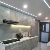 Bán nhà đẹp Lý Thái Tổ Quận 10, 3 tầng 3PN giá chỉ 5.6 tỷ TL