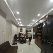 C/c Phú Đạt - Đường D5, P25, Bình Thanh: 89m2, 3p ngủ, 2wc, NTCC, 14tr