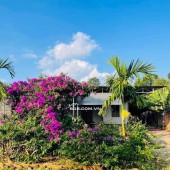 Bán Đất Nhà Vườn Có Sẵn Nhà nhỏ, rộng 2540m2, Giá tổng 600 triệu, Gần Ủy Ban Xã Tân Hệp