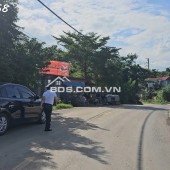 TRUNG TÂM TÂN XÃ, CÁCH HỒ 300M, 3 ÔTÔ TRÁNH, ĐỐI DIỆN ĐH FPT, ĐHQG, NGAY TUYẾN METRO, 119M