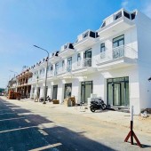 SỬ DỤNG  SỔ HỒNG RIÊNG VỚI 799 TRIỆU - NHÀ PHỐ COMPOUND 150m² - MẶT TIỀN ĐẠI LỘ HÙNG VƯƠNG