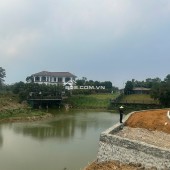 Bán gấp mảnh đất ngay sát trường đại học, xây cho thuê được luôn.