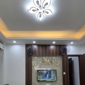 Bán nhà chính chủ ngõ Đào Tấn, diện tích rộng, 5.4 tỷ